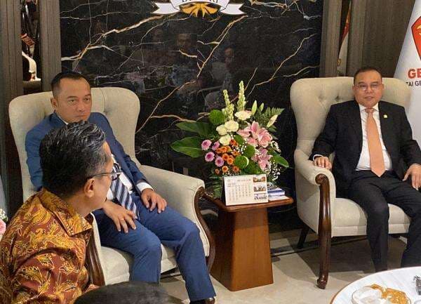 Dasco Kumpulkan Bos Himbara hingga Danantara, Bahas Rencana Buyback Saham BUMN Dasco Kumpulkan Bos Himbara hingga Danantara, Bahas Rencana Buyback Saham BUMN