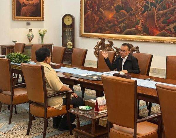 Prabowo Bertemu Empat Mata dengan Dasco di Istana, Bahas Apa? Prabowo Bertemu Empat Mata dengan Dasco di Istana, Bahas Apa?