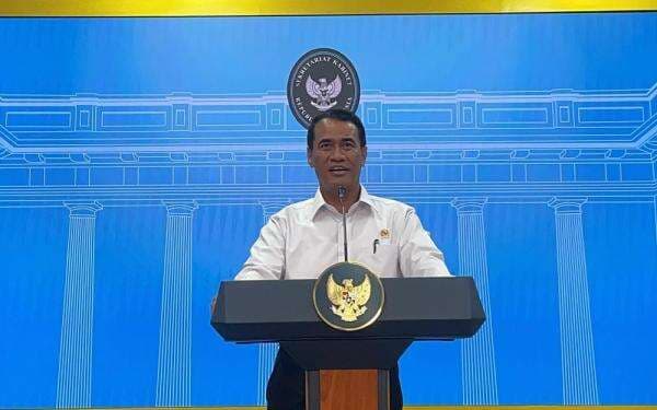 Mentan Amran Optimistis, Tiga Bulan Lagi Indonesia Tak Impor Beras Mentan Amran Optimistis, Tiga Bulan Lagi Indonesia Tak Impor Beras