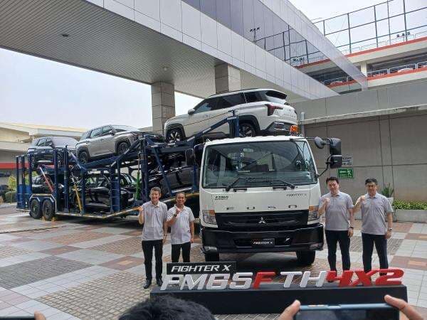 Mitsubishi Fuso Fighter X FM65F Tractor Head 4x2 Meluncur, Intip Spesifikasinya Mitsubishi Fuso Fighter X FM65F Tractor Head 4x2 Meluncur, Intip Spesifikasinya