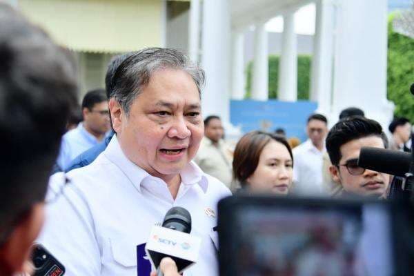 IHSG Tembus 8.200, Airlangga: Bukti Kepercayaan Internasional kepada Indonesia Relatif Baik IHSG Tembus 8.200, Airlangga: Bukti Kepercayaan Internasional kepada Indonesia Relatif Baik