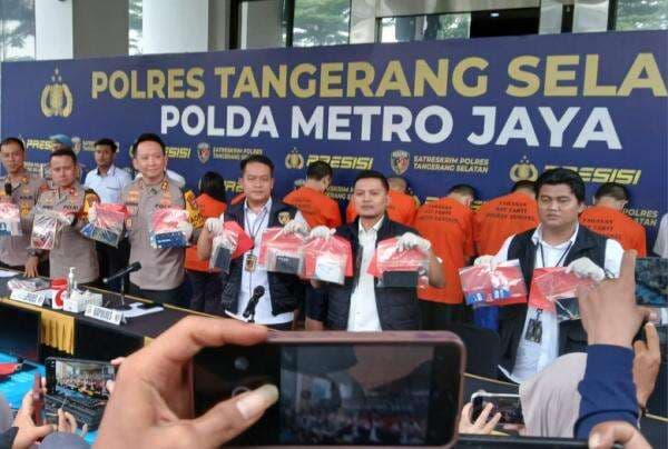 Judi Online Internasional Djarum Toto Beromset Rp 2 Miliar, Melibatkan Editor dan Marketing Judi Online Internasional Djarum Toto Beromset Rp 2 Miliar, Melibatkan Editor dan Marketing