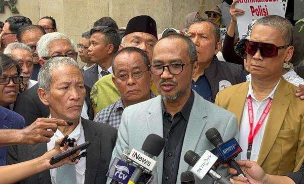 Soal Ijazah Jokowi, Abraham Samad Tegaskan Podcastnya Berisi Edukasi Soal Ijazah Jokowi, Abraham Samad Tegaskan Podcastnya Berisi Edukasi