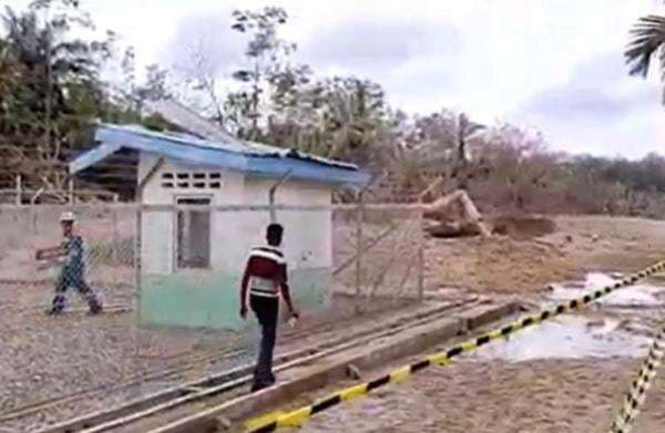 Pipa Gas PT TGI Meledak Dahsyat di Inhu, Warga Panik hingga Sejumlah Rumah Rusak Pipa Gas PT TGI Meledak Dahsyat di Inhu, Warga Panik hingga Sejumlah Rumah Rusak