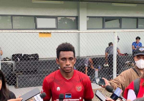 Adu Harga Pasaran Bek Gacor Timnas Indonesia U-19 Piala AFF U-19 2024 Kadek Arel dengan Muhammad Iqbal Gwijangge yang Ternyata Jomplang Adu Harga Pasaran Bek Gacor Timnas Indonesia U-19 Piala AFF U-19 2024 Kadek Arel dengan Muhammad Iqbal Gwijangge yang Ternyata Jomplang