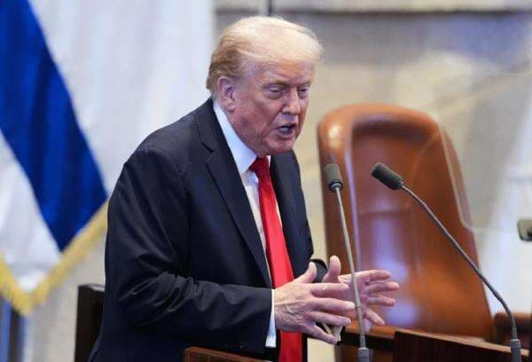 Pidato di Parlemen Israel, Trump Puji Netanyahu hingga Negara Arab usai Gencatan Senjata Gaza Pidato di Parlemen Israel, Trump Puji Netanyahu hingga Negara Arab usai Gencatan Senjata Gaza