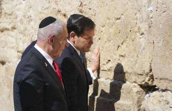 Kunjungi Israel, Menlu AS Rubio dan Netanyahu Berdoa di Tembok Ratapan Kunjungi Israel, Menlu AS Rubio dan Netanyahu Berdoa di Tembok Ratapan
