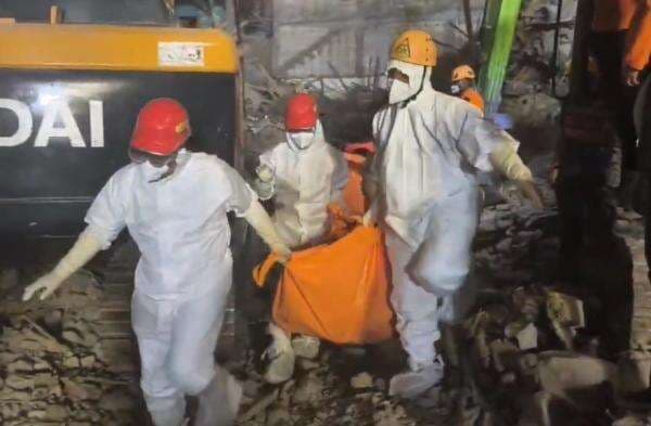 Update 8 Jenazah Ditemukan dari Reruntuhan Ponpes Al Khoziny, Total 45 Korban Tewas Update 8 Jenazah Ditemukan dari Reruntuhan Ponpes Al Khoziny, Total 45 Korban Tewas