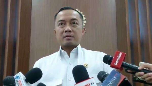 Heboh Kabar Chatib Basri jadi Menkeu Gantikan Purbaya, Mensesneg: Tidak Ada Reshuffle Heboh Kabar Chatib Basri jadi Menkeu Gantikan Purbaya, Mensesneg: Tidak Ada Reshuffle