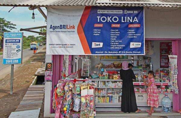 Agen BRILink Jadi Peluang Usaha, Bisa Gerakkan Ekonomi Daerah Agen BRILink Jadi Peluang Usaha, Bisa Gerakkan Ekonomi Daerah