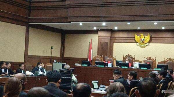 Ahli Bahasa di Sidang Hasto: Tenggelamkan Barang Merujuk ke Handphone! Ahli Bahasa di Sidang Hasto: Tenggelamkan Barang Merujuk ke Handphone!