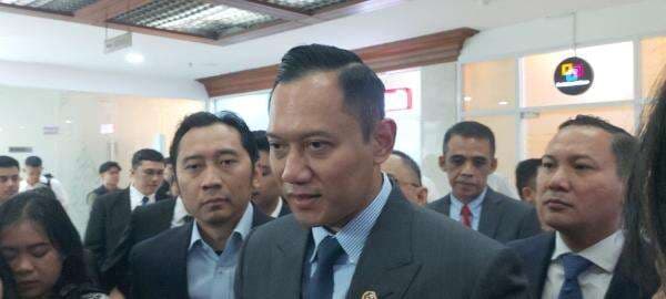 AHY Ajukan Tambahan Rp200 Miliar Kawal Proyek Giant Sea Wall dan Kereta Cepat 2026 AHY Ajukan Tambahan Rp200 Miliar Kawal Proyek Giant Sea Wall dan Kereta Cepat 2026