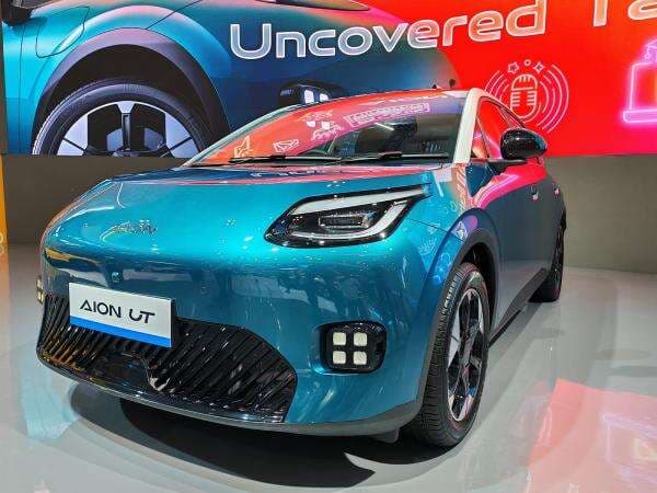 Rapor Aion UT GIIAS 2025: EV Paling Banyak Dijajal Pengunjung, Tulang Punggung Penjualan Rapor Aion UT GIIAS 2025: EV Paling Banyak Dijajal Pengunjung, Tulang Punggung Penjualan