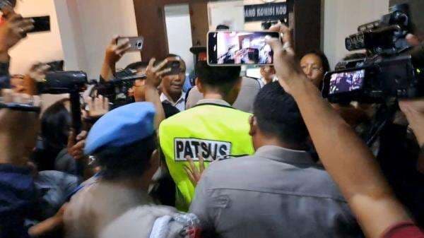 Aipda Robig Zaenudin Resmi Jadi Tersangka Penembakan Siswa SMK Aipda Robig Zaenudin Resmi Jadi Tersangka Penembakan Siswa SMK