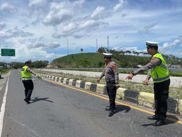 Aksi Kejar-kejaran Polisi saat Ringkus Pelaku Tabrak Lari di Lampung Aksi Kejar-kejaran Polisi saat Ringkus Pelaku Tabrak Lari di Lampung