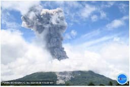 Aktivitas Vulkanik Gunung Ibu di Halmahera Meningkat, Status Naik Siaga!