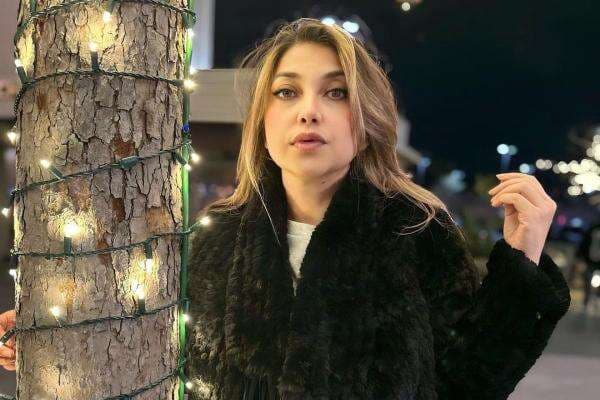 Alasan Sarah Azhari Tak Tinggal Serumah dengan Suami Alasan Sarah Azhari Tak Tinggal Serumah dengan Suami