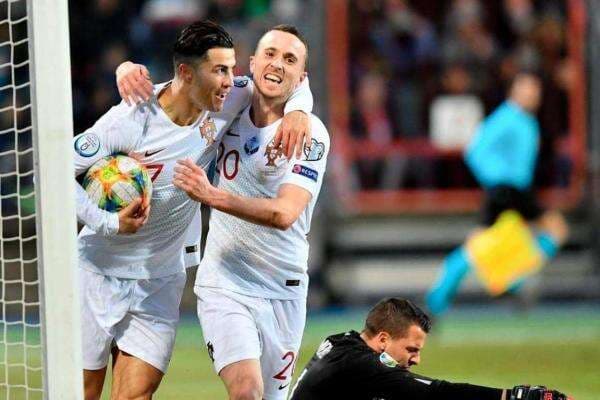 Alasan Cristiano Ronaldo Tak Hadiri Pemakaman Diogo Jota Alasan Cristiano Ronaldo Tak Hadiri Pemakaman Diogo Jota