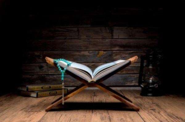 Alquran Surat Yasin Lengkap Arab, Latin, dan Terjemahan Indonesia Alquran Surat Yasin Lengkap Arab, Latin, dan Terjemahan Indonesia