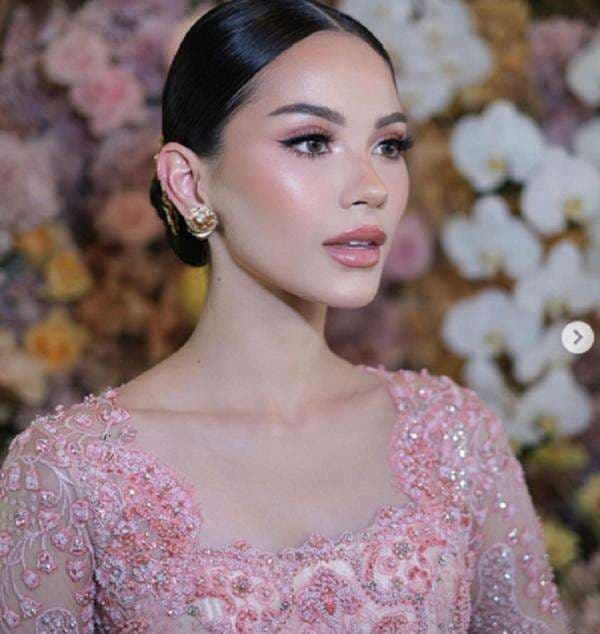 Riwayat Pendidikan Alyssa Daguise, Istri Al Ghazali yang Hampir Jadi Dokter Gigi di Paris Riwayat Pendidikan Alyssa Daguise, Istri Al Ghazali yang Hampir Jadi Dokter Gigi di Paris