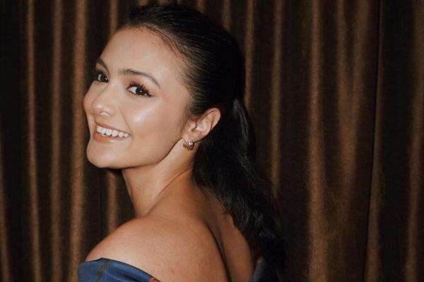 Amanda Rawles Ketagihan Ikut Personal Colour, Bikin Percaya Diri Amanda Rawles Ketagihan Ikut Personal Colour, Bikin Percaya Diri