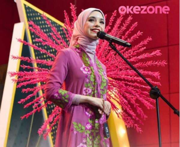 Bikin Bangga! Anak Ayu Azhari Jadi None Jakarta Selatan 2025 Bikin Bangga! Anak Ayu Azhari Jadi None Jakarta Selatan 2025