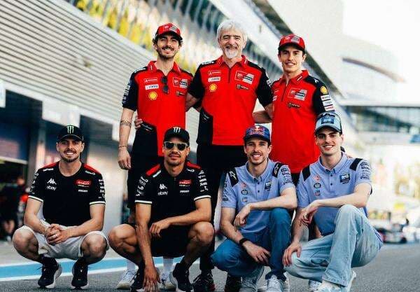 Anak Buah Valentino Rossi Terang-terangan Kagumi Bakat Marc Marquez Anak Buah Valentino Rossi Terang-terangan Kagumi Bakat Marc Marquez