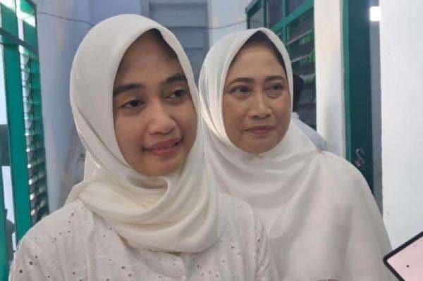 Cerita Anak dan Ibu di Sampang Masuk Islam, Takjub Lihat Ketenangan Ayah saat Salat Cerita Anak dan Ibu di Sampang Masuk Islam, Takjub Lihat Ketenangan Ayah saat Salat