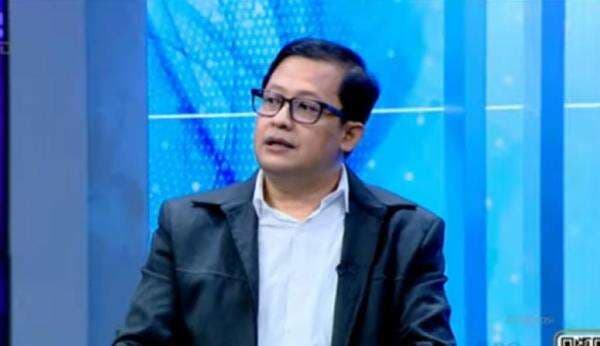 Pengamat: Jokowi Tak Bangun Rakyat, tapi Dinasti Politik Pengamat: Jokowi Tak Bangun Rakyat, tapi Dinasti Politik