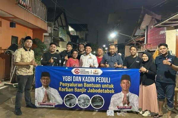 Andi Yuslim Patawari ke Lokasi Banjir Bekasi: Bukti Kepedulian dan Kebersamaan untuk Persatuan Indonesia Andi Yuslim Patawari ke Lokasi Banjir Bekasi: Bukti Kepedulian dan Kebersamaan untuk Persatuan Indonesia