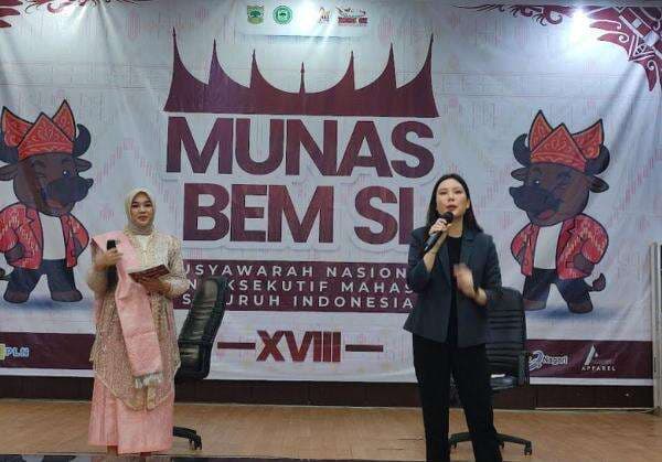 Angela Tanoesoedibjo Hadiri Munas Ke-19 BEM se-Indonesia Angela Tanoesoedibjo Hadiri Munas Ke-19 BEM se-Indonesia