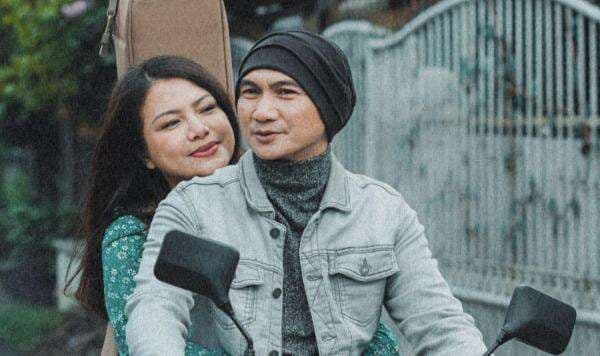 Wina Natalia Didampingi Psikiater Usai Resmi Bercerai dari Anji Wina Natalia Didampingi Psikiater Usai Resmi Bercerai dari Anji