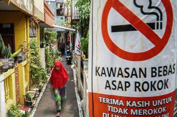 Merokok di Ruang Publik Didenda Rp250.000, Dinkes DKI: Seperti Denda Tilang Merokok di Ruang Publik Didenda Rp250.000, Dinkes DKI: Seperti Denda Tilang