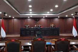 Anwar Usman Digantikan Guntur Hamzah Ketika Hakim Konstitusi Sidangkan Perkara PSI
