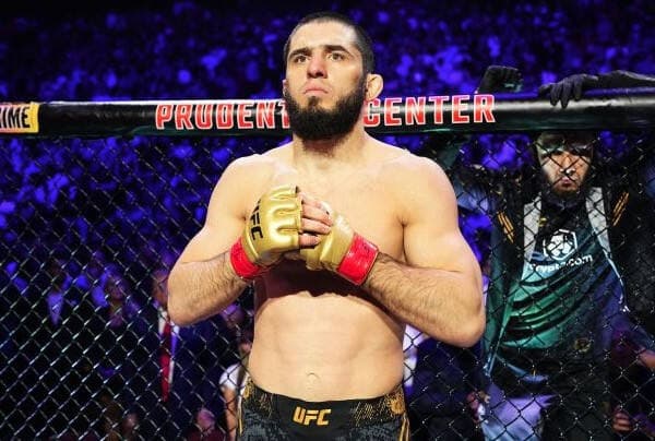 Apa Alasan Islam Makhachev Melepas Gelar UFC? Apa Alasan Islam Makhachev Melepas Gelar UFC?