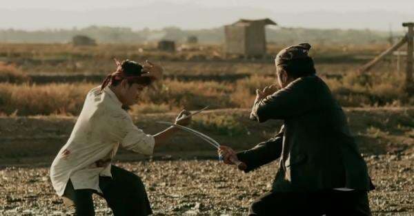 Apa Itu Carok? Tradisi Menyeramkan yang Memakan Korban Jiwa di Madura Apa Itu Carok? Tradisi Menyeramkan yang Memakan Korban Jiwa di Madura