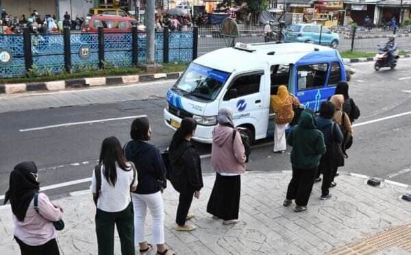 Apakah JakLingko Masih Gratis? Yuk Cek Infonya! Apakah JakLingko Masih Gratis? Yuk Cek Infonya!