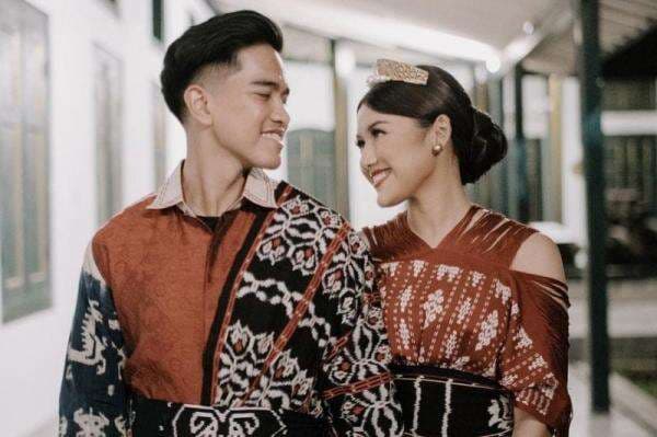 Apakah Benar Jet Pribadi yang Dipakai Erina Gudono Kaesang ke AS Udah Sering Bolak-Balik Bandara Solo? Apakah Benar Jet Pribadi yang Dipakai Erina Gudono Kaesang ke AS Udah Sering Bolak-Balik Bandara Solo?