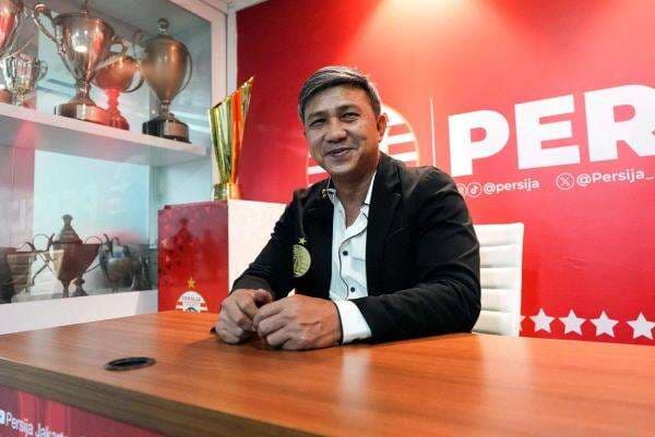 Ardhi Tjahjoko Ungkap Rencananya untuk Bawa Persija Jakarta Bersaing di Jalur Juara Liga 1 Ardhi Tjahjoko Ungkap Rencananya untuk Bawa Persija Jakarta Bersaing di Jalur Juara Liga 1