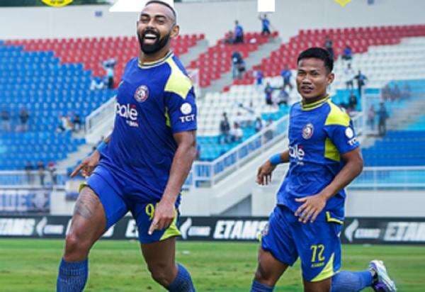 Hasil Arema FC vs Bhayangkara FC di Super League 2025-2026: Menang 2-1, Singo Edan Geser Persija Jakarta dari Puncak Klasemen! Hasil Arema FC vs Bhayangkara FC di Super League 2025-2026: Menang 2-1, Singo Edan Geser Persija Jakarta dari Puncak Klasemen!