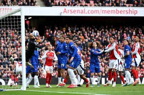 Hasil Liga Inggris: Arsenal Menangi Derby Kontra Chelsea, Tottenham Dibungkam Fulham Hasil Liga Inggris: Arsenal Menangi Derby Kontra Chelsea, Tottenham Dibungkam Fulham