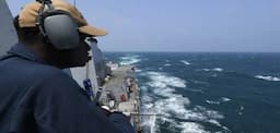 AS Kirim Kapal Perang Melalui Selat Taiwan Jelang Pelantikan Presiden, Tuai Kemarahan China