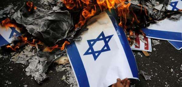 Awas! Agen Zionis Israel Bergerak Senyap di Indonesia dan Menyusup ke Anak Muda Awas! Agen Zionis Israel Bergerak Senyap di Indonesia dan Menyusup ke Anak Muda