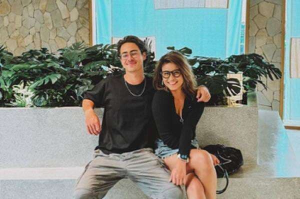 Awkarin Ungkap Agama sang Pacar Abyakta Ernoult: Muslim Kok Awkarin Ungkap Agama sang Pacar Abyakta Ernoult: Muslim Kok