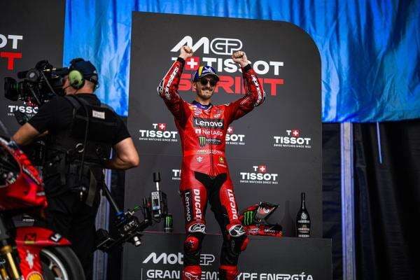Marc Marquez Disebut Lebih Diprioritaskan, sang Ayah Bela Francesco Bagnaia: Dia Bagian Sejarah Ducati Marc Marquez Disebut Lebih Diprioritaskan, sang Ayah Bela Francesco Bagnaia: Dia Bagian Sejarah Ducati