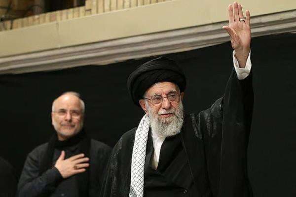 Ayatollah Khamenei Muncul di Depan Publik Pertama Kalinya sejak Perang Iran-Israel Mereda Ayatollah Khamenei Muncul di Depan Publik Pertama Kalinya sejak Perang Iran-Israel Mereda