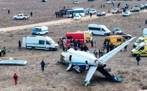 Pesawat Azerbaijan Airlines Jatuh akibat Tertembak Rudal Pantsir Rusia? Pesawat Azerbaijan Airlines Jatuh akibat Tertembak Rudal Pantsir Rusia?