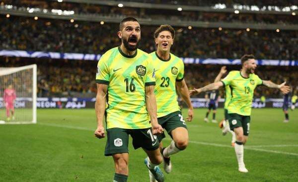 Siapa Aziz Behich? Pemain Australia yang Kubur Asa Timnas Indonesia Lolos Langsung ke Piala Dunia 2026 Siapa Aziz Behich? Pemain Australia yang Kubur Asa Timnas Indonesia Lolos Langsung ke Piala Dunia 2026