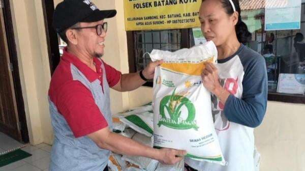 WOW! Bantuan Beras 60 Kg untuk 16 Juta Keluarga Siap Cair Januari 2025: Cek Syarat dan Jadwal WOW! Bantuan Beras 60 Kg untuk 16 Juta Keluarga Siap Cair Januari 2025: Cek Syarat dan Jadwal