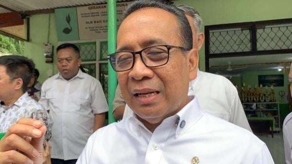 Dikabarkan Mundur Jadi Menko PMK, Pratikno Buka Suara Dikabarkan Mundur Jadi Menko PMK, Pratikno Buka Suara